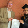 Student der Universität Bradford gewinnt DWS-Preis für seine Forschung zur photodynamischen Therapie von MRSA